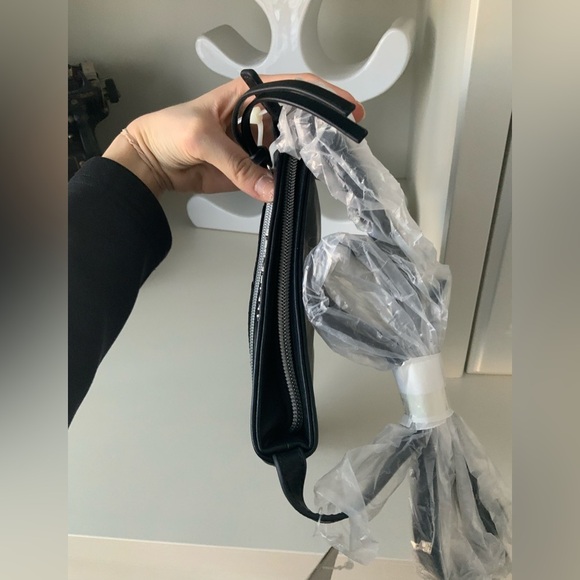 KENNETH COLE REACTION Black Crossbody Vegan Leather Purse BRAND NEW - Picture 9 of 13